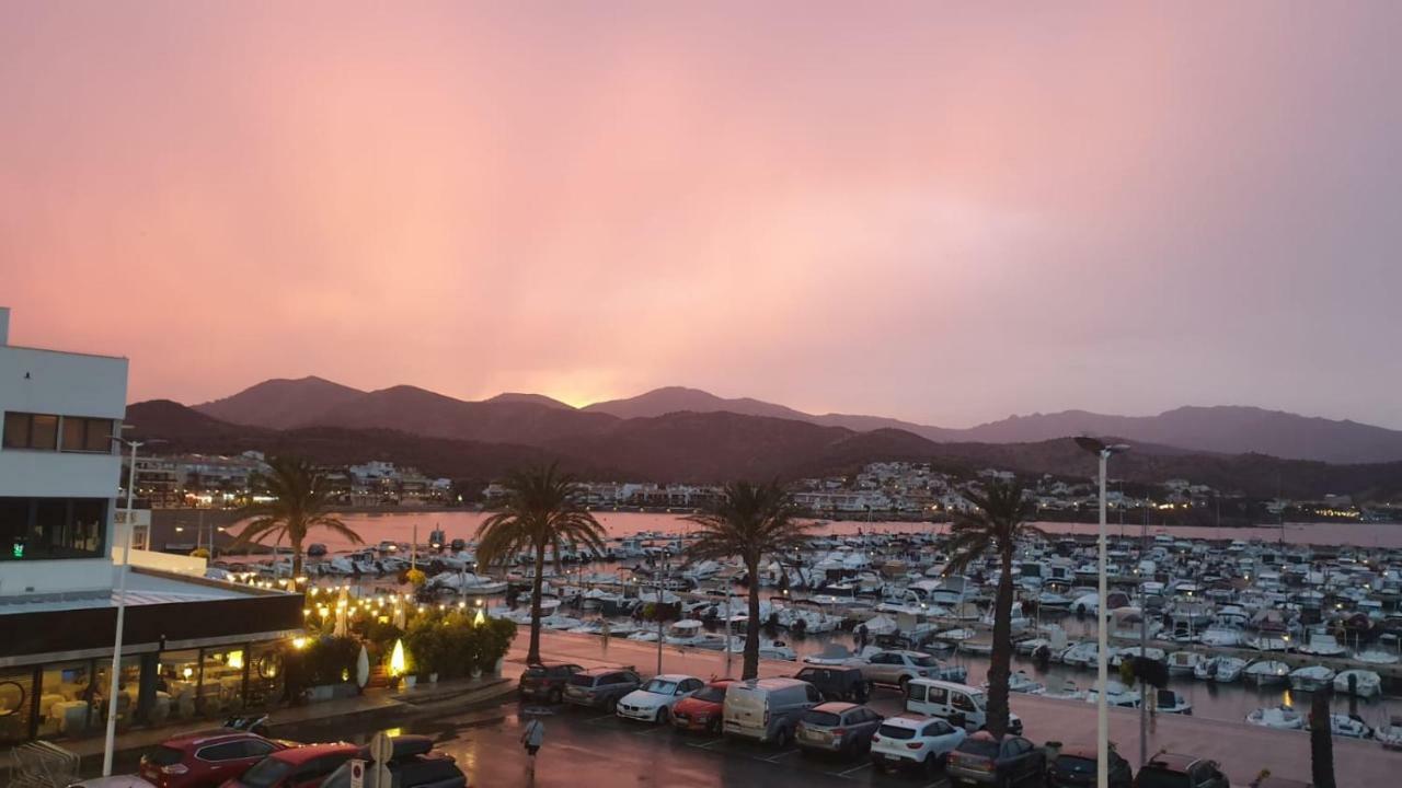 Port De Llanca , La Mirandaアパートメント エクステリア 写真